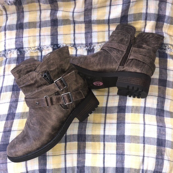 Carlos Santana Shoes - NEW Carlos Santana Biker/Moto Ankle Boots